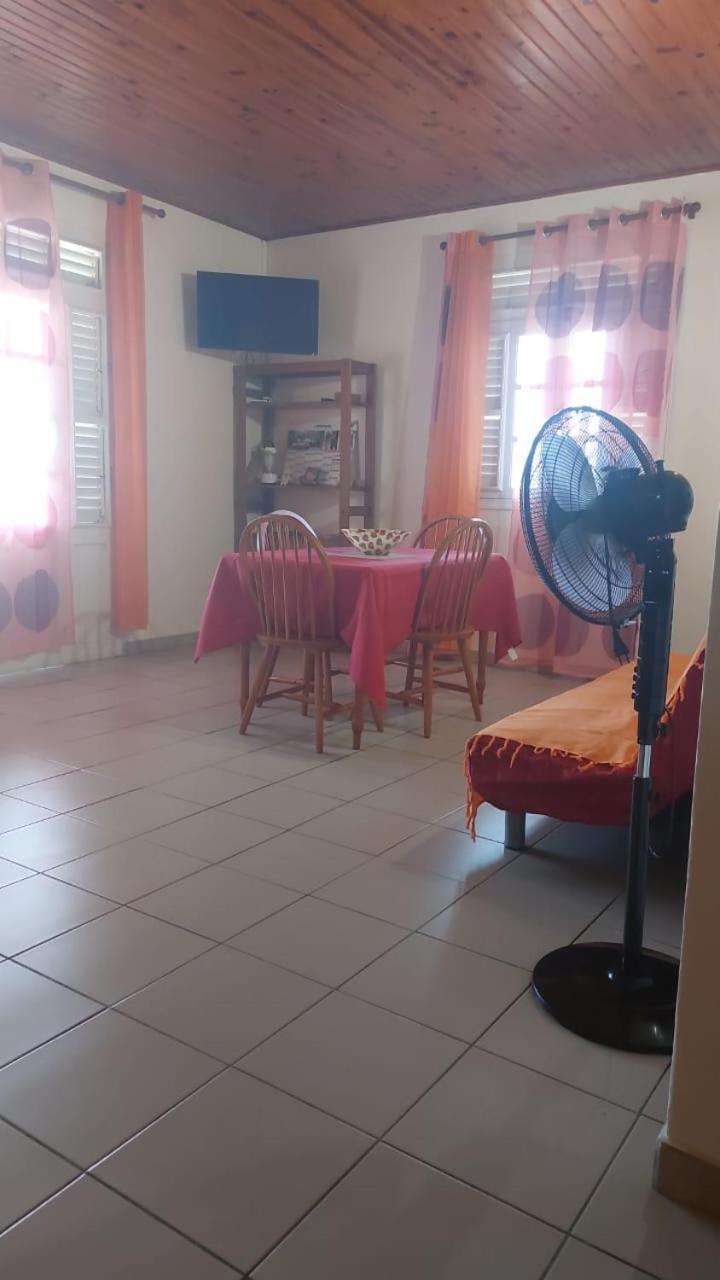 F2 Vue Sur Mer La Villa Du Manguier Le Vauclin Luaran gambar